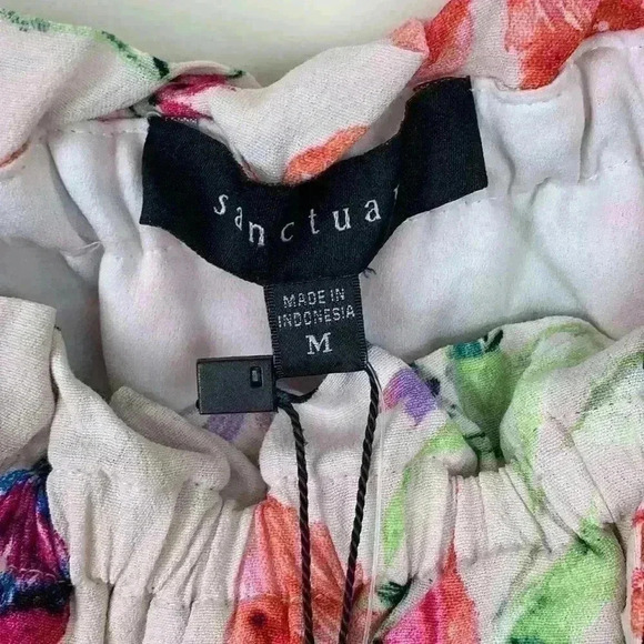 πNWT Sanctuary sun dress π in floral printβ¦ - Picture 10 of 12